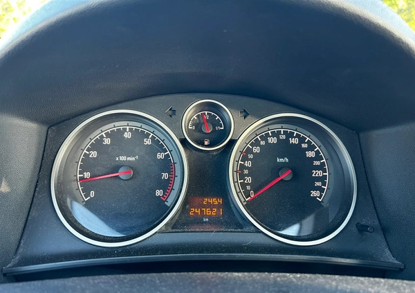 Opel Astra cena 12900 przebieg: 247621, rok produkcji 2004 z Barczewo małe 121